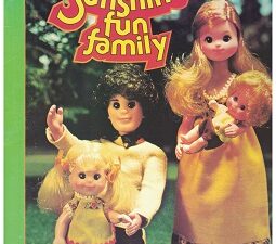Sunshine Fun Family Paper Dolls – Large size softcover; unused
