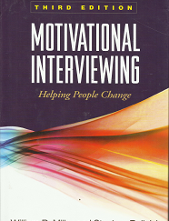 Motivational Interviewing: Helping People Change – William R. Miller & Stephen Rollnick – 9781609182274