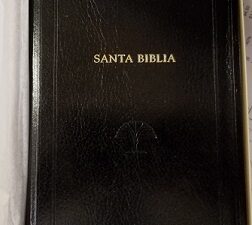 2017 ~ Santa Biblia ~ Holy Bible in Invecchiato Italian Leather ~ Church Employee Christmas Gift Edition
