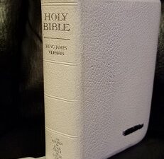 1983 ~ White Berkshire Bonded Leather ~ Holy Bible