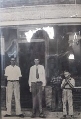 1981 – Against the Grain: Southern Radicals and Prophets 1929-59 – Anthony P. Dunbar