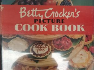 1950 ~ Betty Crocker’s Picture Cook Book ~ Ring Binder, with Dust Jacket!