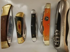 5 Pocket Knives ~ As Pictured