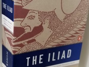The Iliad – Homer – Translated by Robert Fagles – Softcover – ISBN: 9780140275360