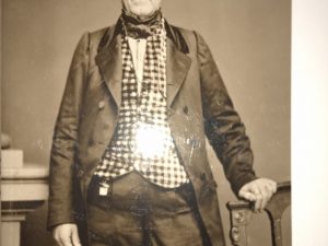 2010~The Raven (A Biography of Sam Houston)~Marquis James