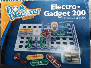 Do & Discover: Electro Gadget 200 (2010) ~ by Edu Science