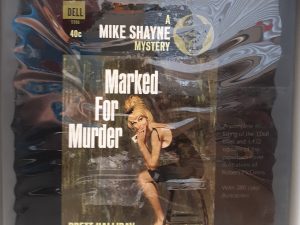 The Paperback Covers of Robert McGinnis (2001) ~ Compiled by Art Scott, and Dr. Wallace Maynard