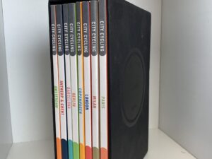 City Cycling of EUROPE~ by Rapha (SET)