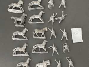 Gaming Figurines ~ Horses and Riders ~ War Partha Assortment (20 peices)