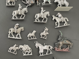 Metal Gaming Assortment ~ Figurines (22 pieces)