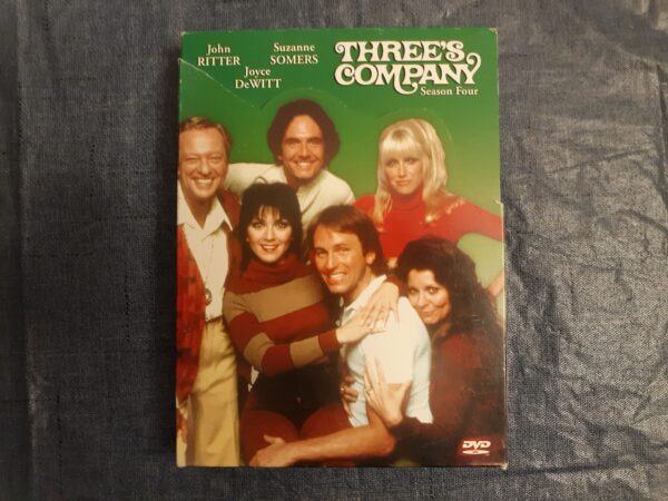 Three’s Company: Season 4 (Set of 4 DVDs) (2005)