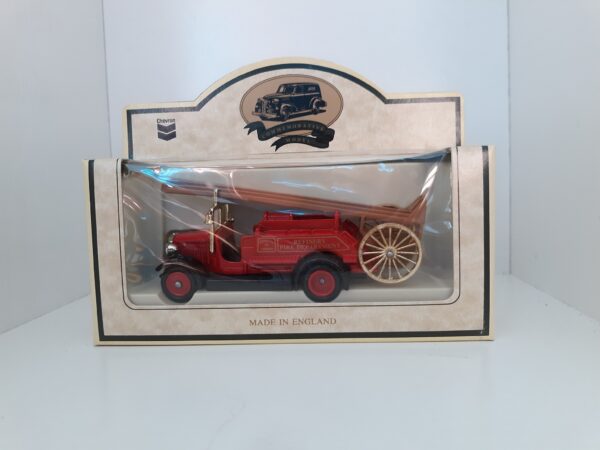 Refinery Fire Truck: 1934 Dennis Fire Engine Die-Cast Metal Replica Car