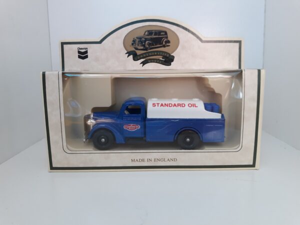 Chevron 1936 Farm Delivery Truck Die-Cast Metal Replica Car