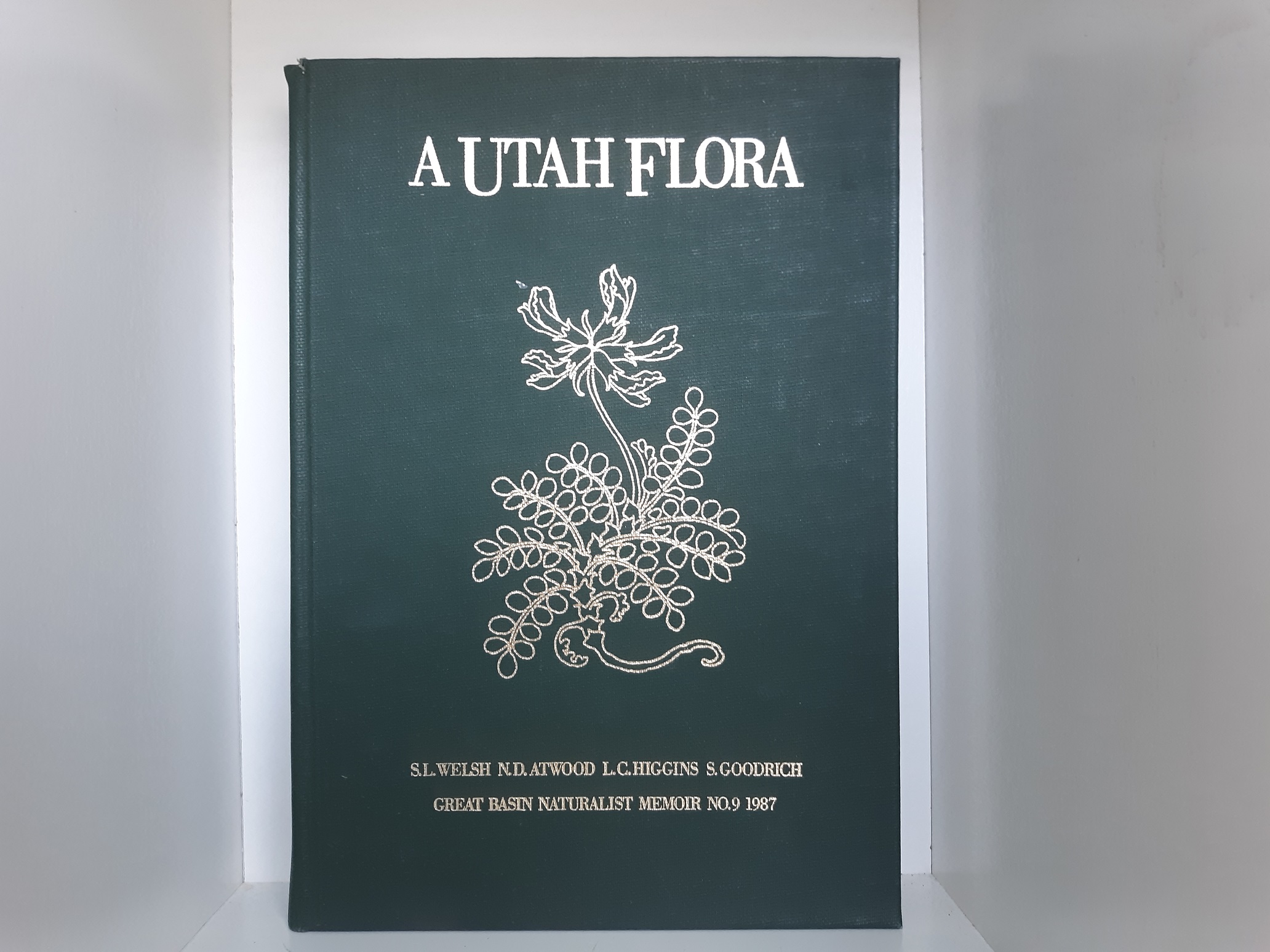 Great Basin Naturalist Memoir No. 9: A Utah Flora (1987) ~ by S.L. Welsh, N.D. Atwood, L.C. Higgins, and S. Goodrich