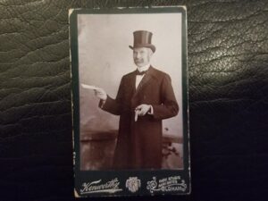 Small Cabinet Card Photograph — William B. Folsom — 2.5″ x 4″