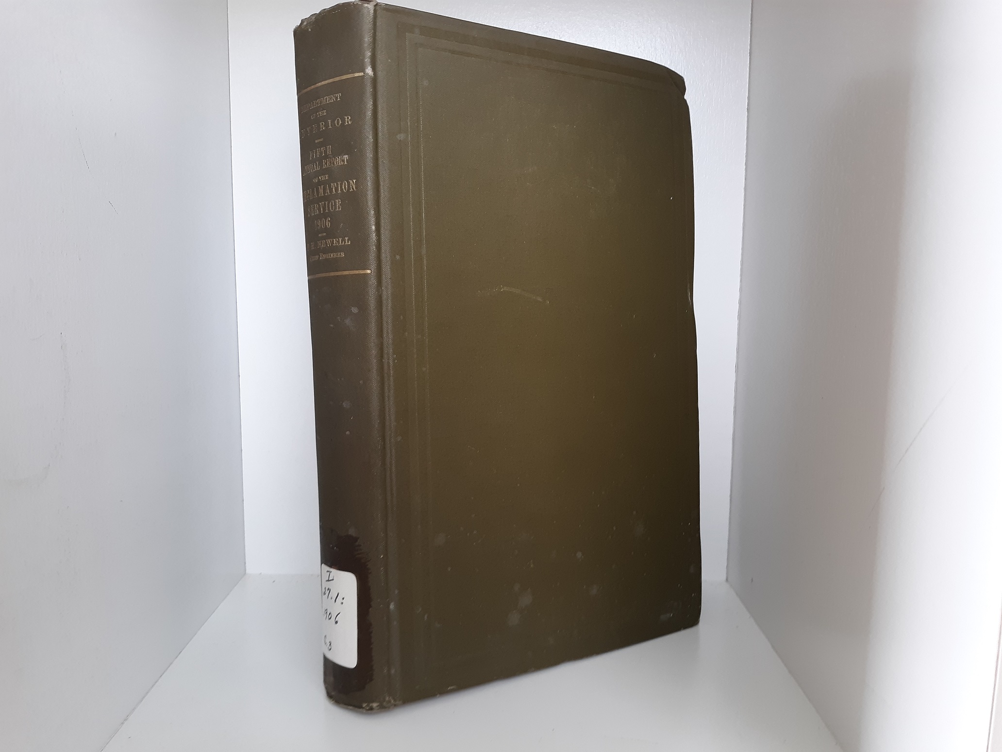 Department of the Interior: fifth Annual Report of the Reclamation Service, 1906 (Ex-Library) (1907)