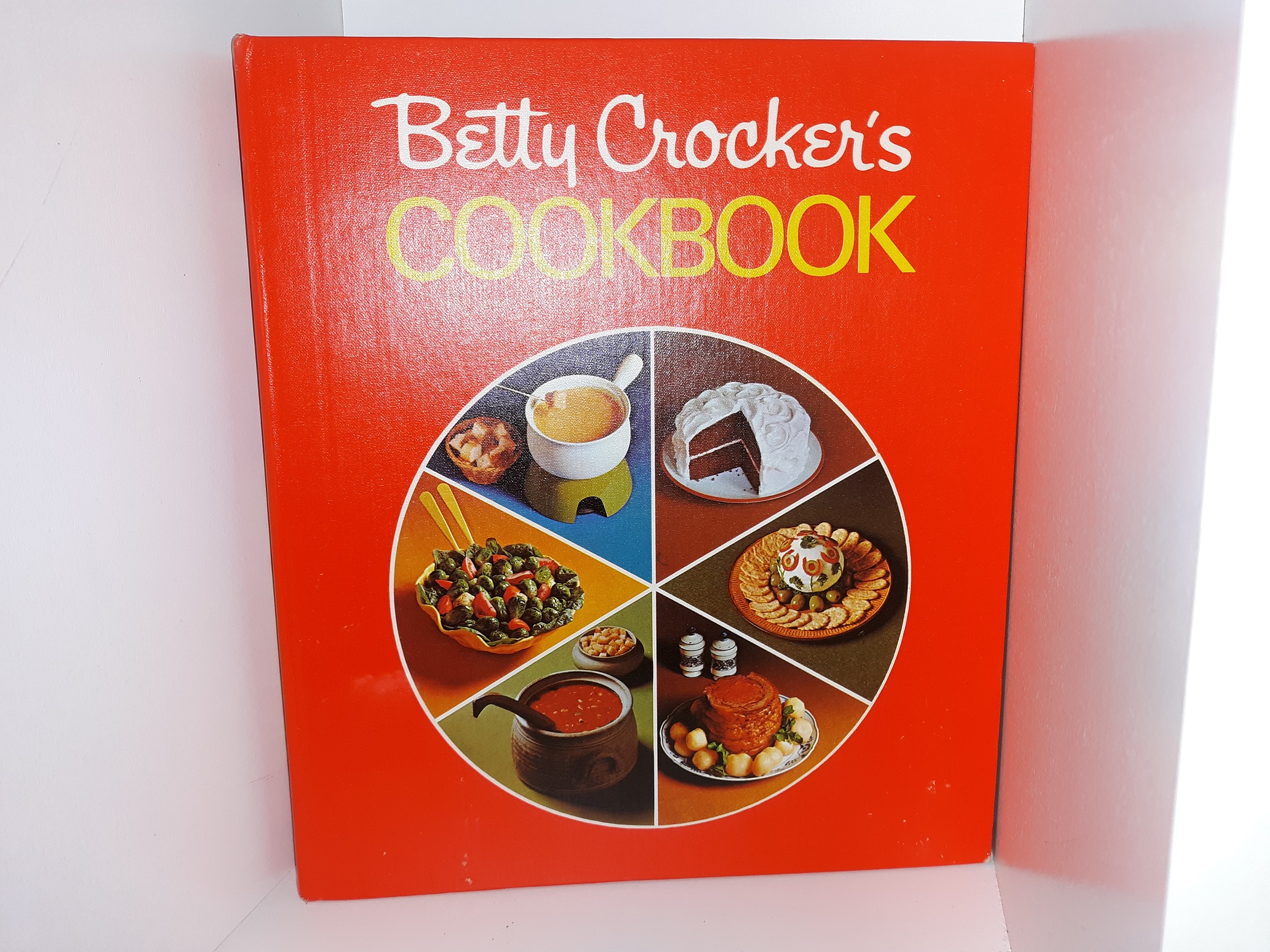 Betty Crocker’s Cookbook (1973)