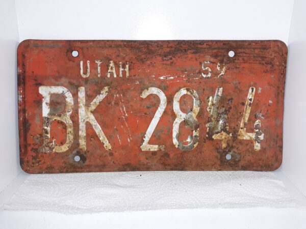 Utah 1952 License Plate: BK 2844