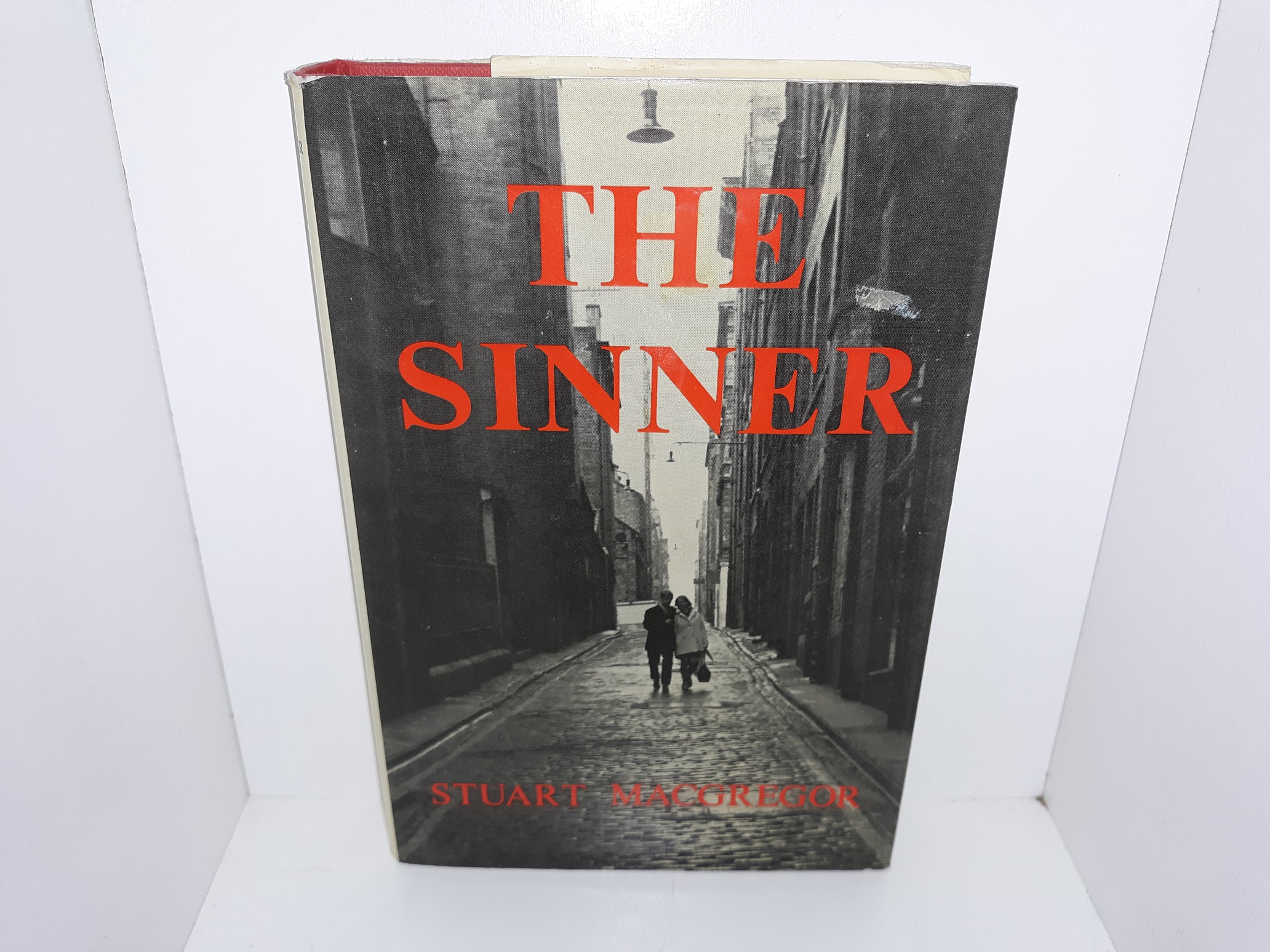 The Sinner (1st American Edition) (1973) ~ by Stuart Macgregor