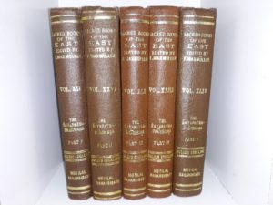 Sacred Books of the East: The Śatapatha-Brāhmaṇa Parts 1-5 (1972) ~ Translated by Julius Eggeling