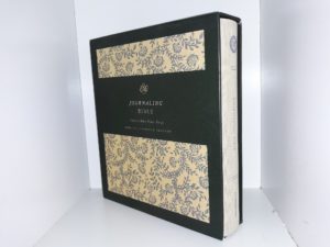 Journaling Bible Containing the Old and New Testaments (English Standard Edition) (2016)
