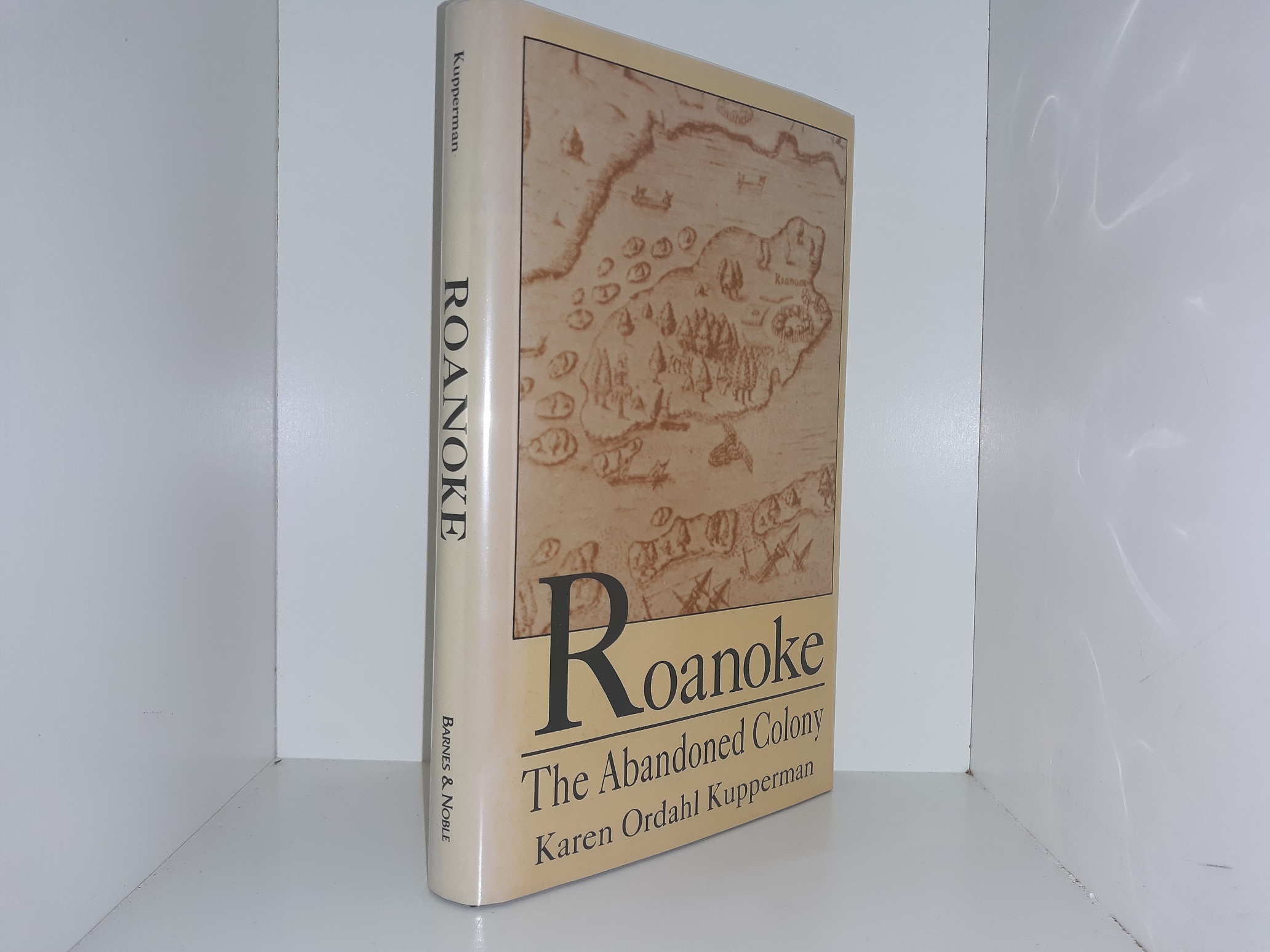 Roanoke: The Abandoned Colony (1984) ~ by Karen Ordahl Kupperman