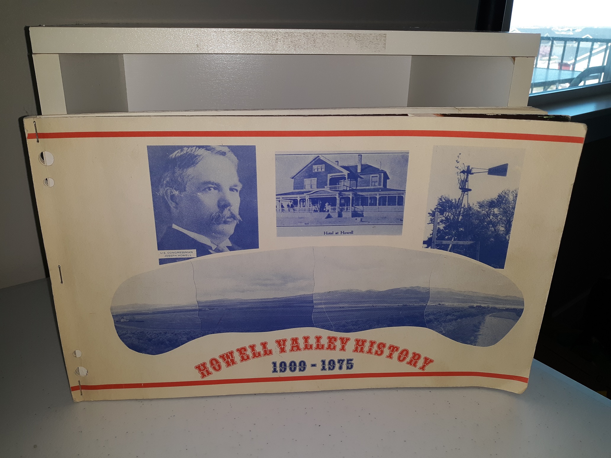 Howell Valley History: 1909-1975 (1975)