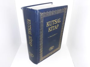 Kutsal Kitap: Eskı ve Yenı Antlaşma (Tevrat, Zebur, İncil) (New Translation) (Turkish) (2001)