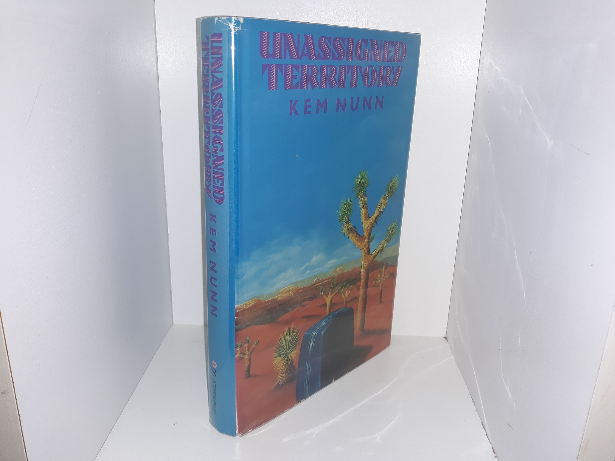 Unassigned Territory (1st Edition) (1987) ~ by Kem Nunn