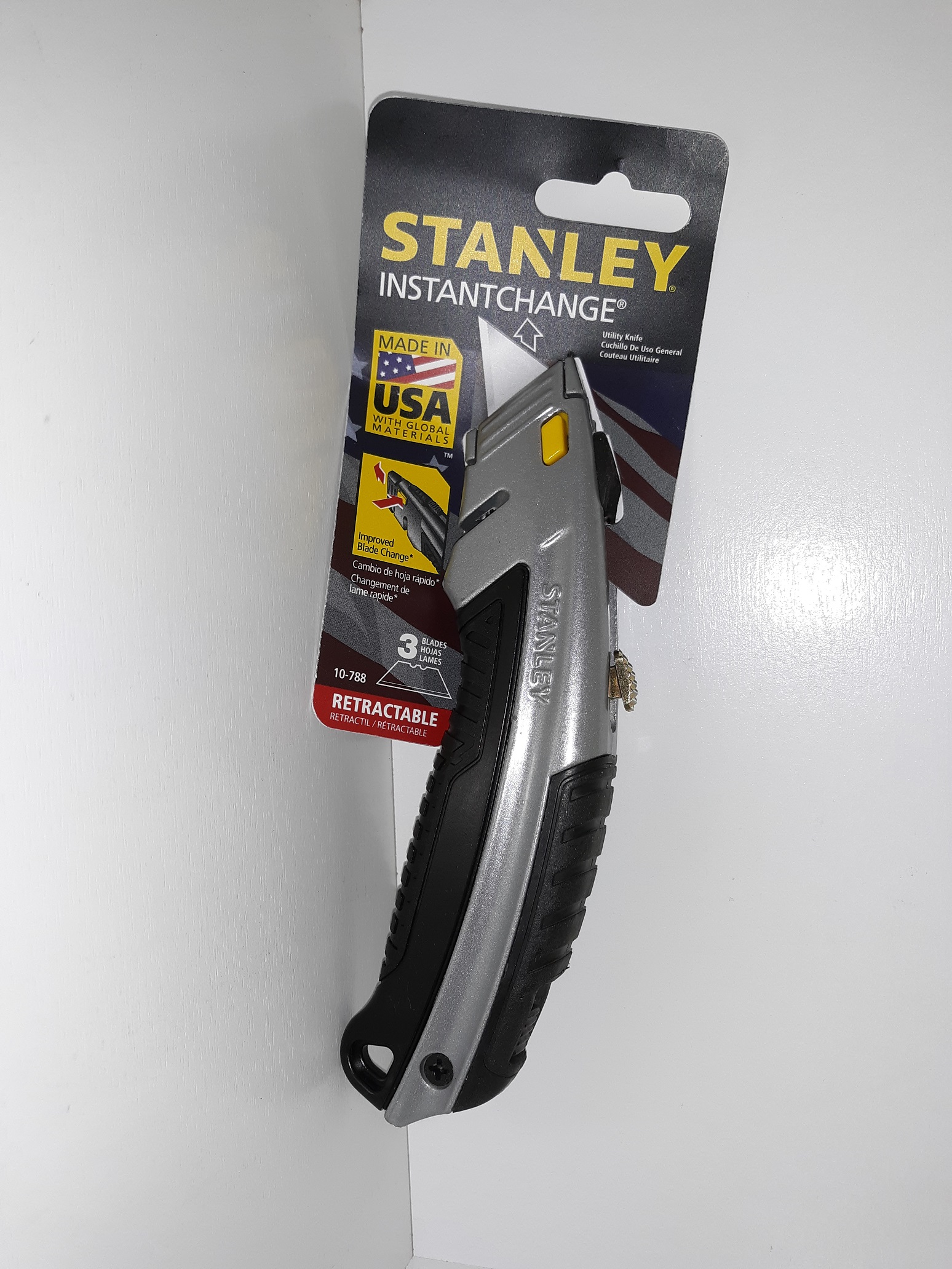 Utility Knife w/3 Blades