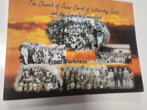 From Darkness to Light, The Church of Jesus Christ of Latter-day Saints and the Lamanite Conventions (paperback, 2004, Spanish/English copy)