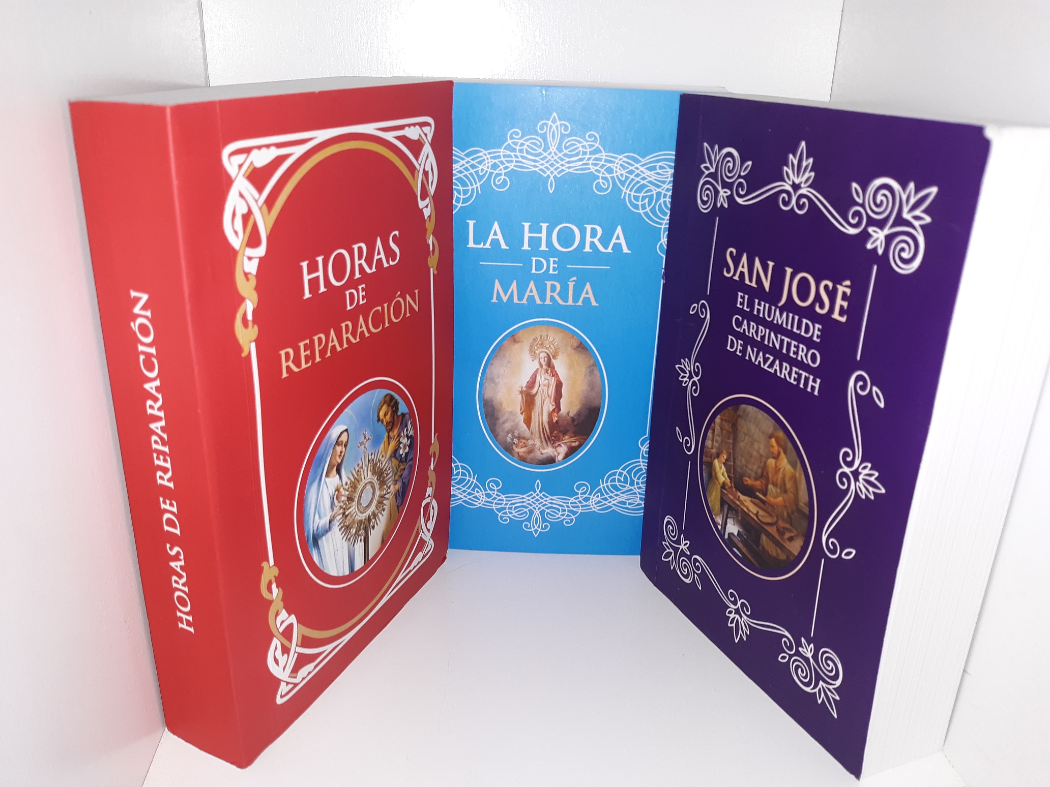 3 Religious Books in Spanish: San José: El Humilde Carpintero de Nazareth / La Hora de María / Horas de Reparación