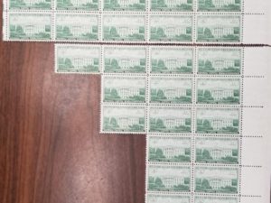 33 Stamps — White House 3-Cent Stamps — Unused