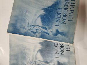 Under Nordlysets Himmel (Norwegian Translation-2 vol. paperback set, Vol. 1: 1851-1966, Vol. 2: 1971)