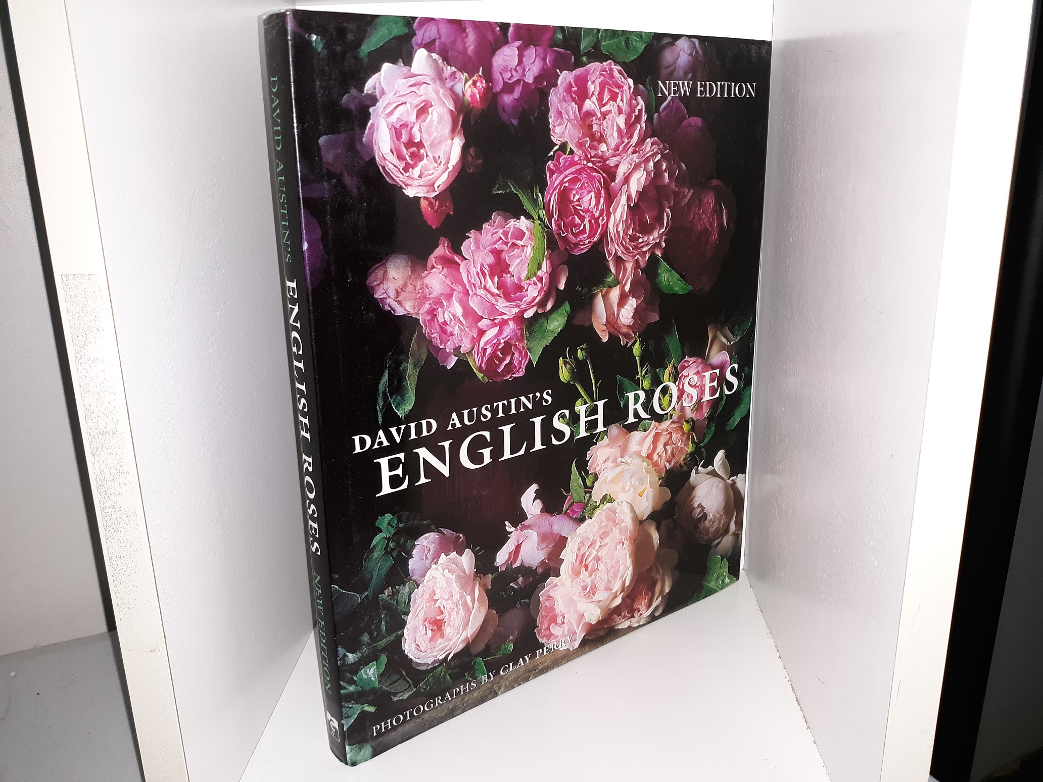 David Austin’s English Roses (New Edition) (2002) ~ Photographs by Clay Perry