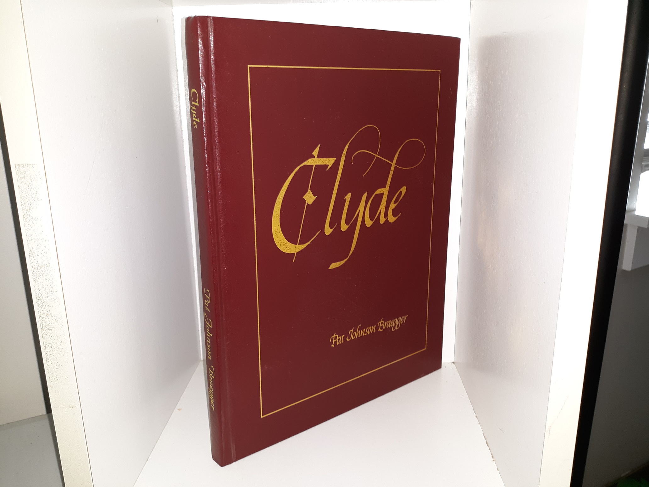 Clyde (1994) ~ by Pat Johnson Braegger