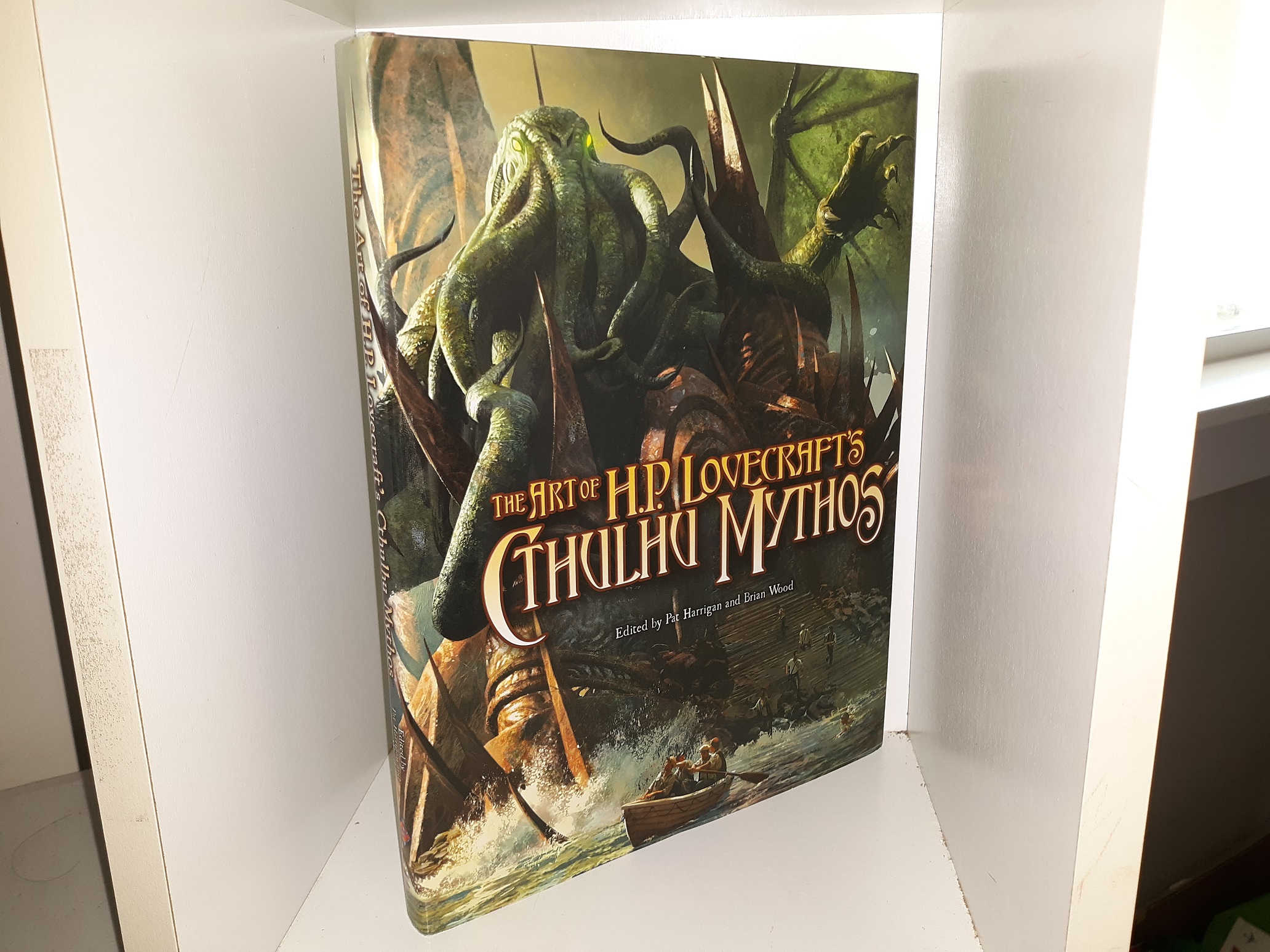 The Art of H.P. Lovecraft’s Cthulhu Mythos (2006) ~ Edited by Pat Harrigan, and Brian Wood