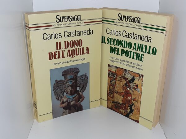 2 Italian Books by Carlos Castaneda: Il Dono Dell’ Aquila: Il Livello Più Alto Dei Poteri Magici / Il Secondo Anello Del Potere: Una Nuova Tappa Dello Straordinario Viaggio Nel Mondo Del Potere Magico