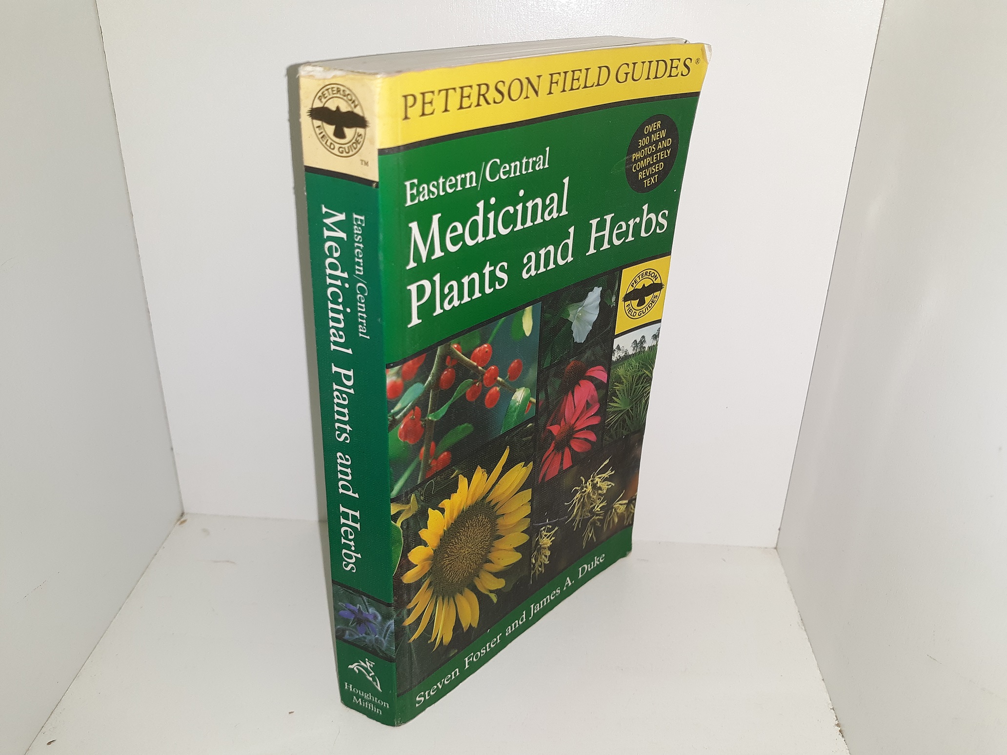 Eastern/Central Medicinal Plants and Herbs (Field Guide) (2000) ~ by Steven Foster, and James A. Duke