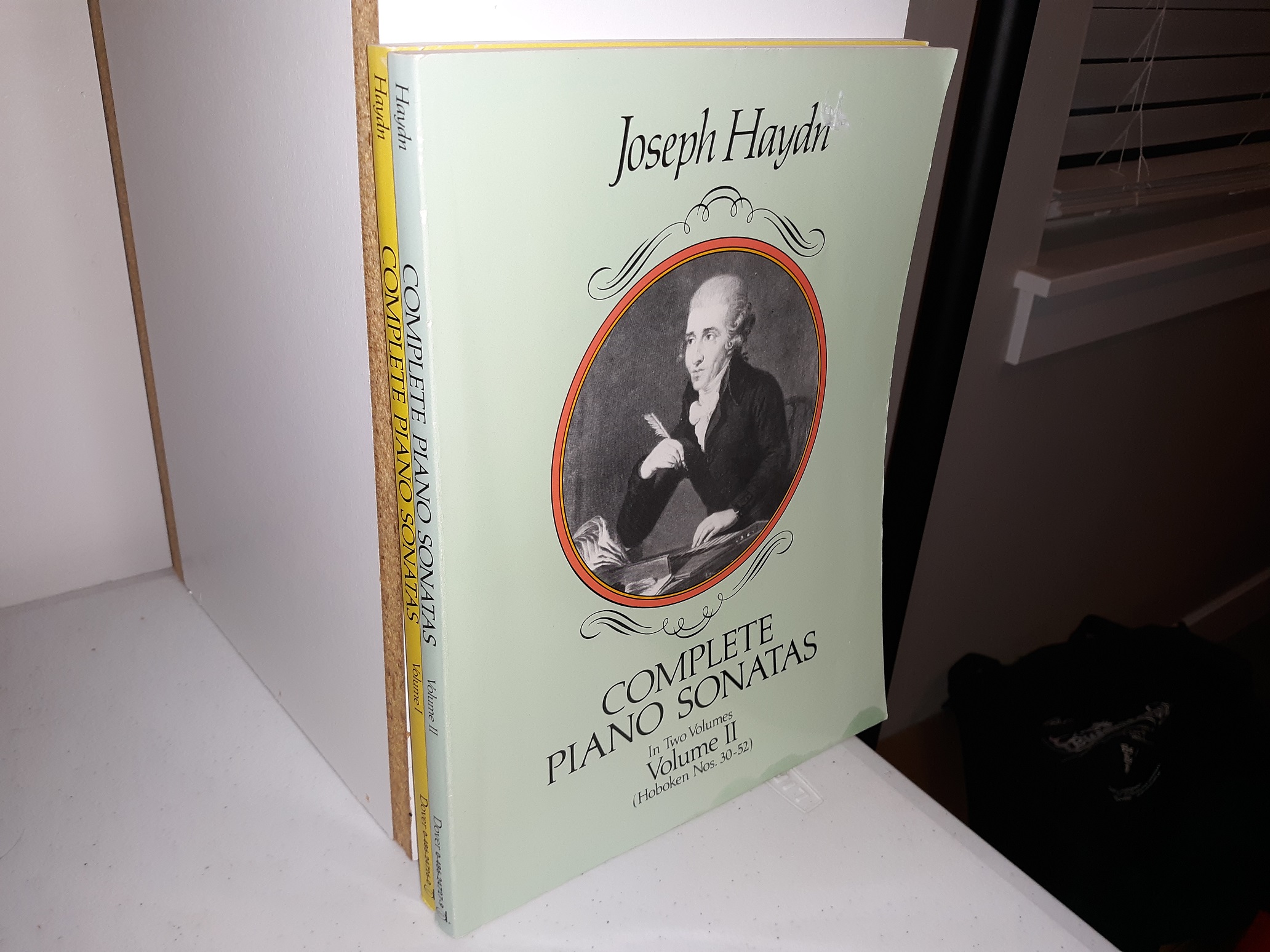 Joseph Hayden: Complete Piano Sonatas in Two Volumes (2 Vol. Set) (1984)