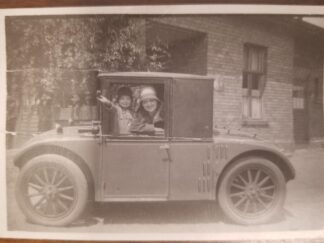 Tiny Old Photograph of an Old Car --- 1925 Hanomag ????
