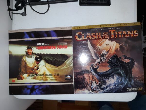 2 Films on LaserDisc: The Andromeda Strain / Clash of the Titans (See Details)