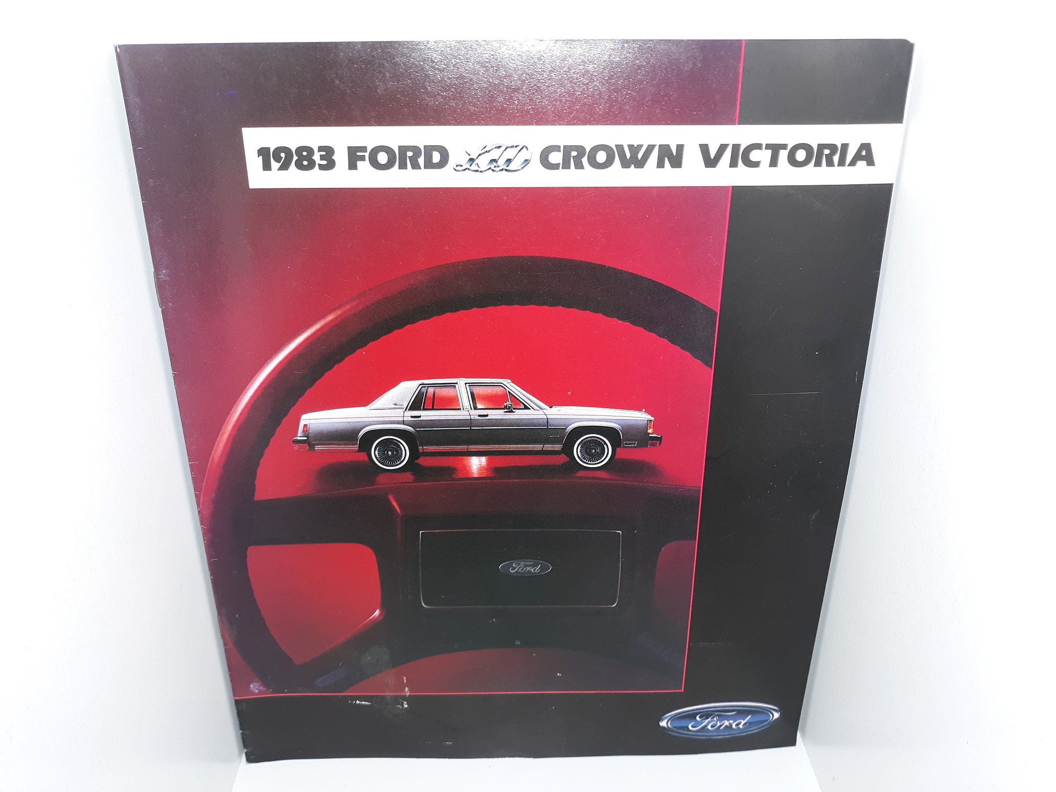 1983 Ford LTD Crown Victoria (1982)