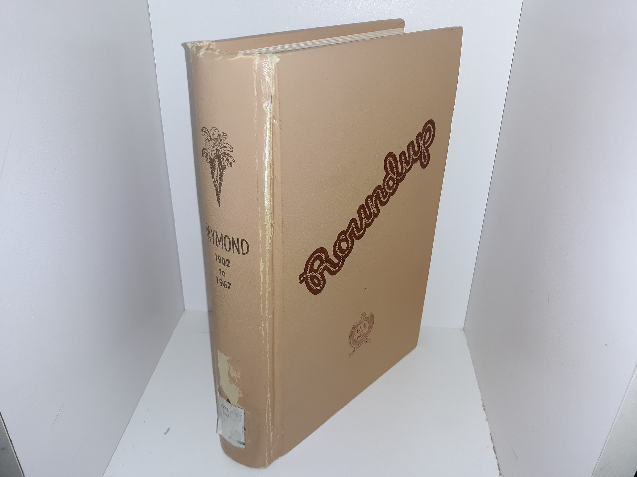 Raymond: 1902 to 1967 (Ex-Library) (1967)