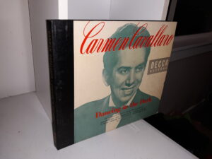 Carmen Cavallero: Dancing in the Dark (4 Vinyl Records) (1947)