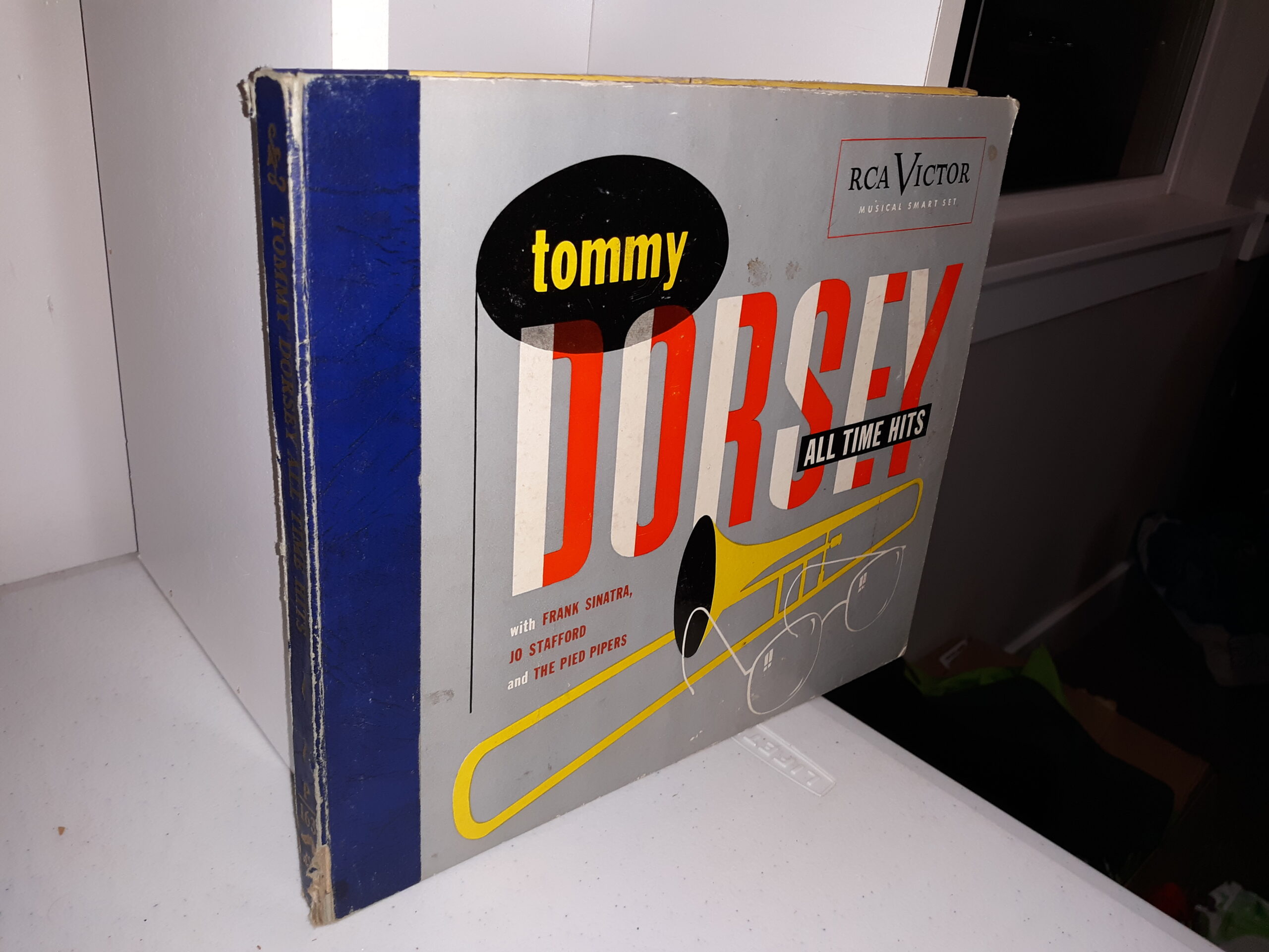 Tommy Dorsey All Time Hits (3 Vinyl Records) (No Publishing Date)
