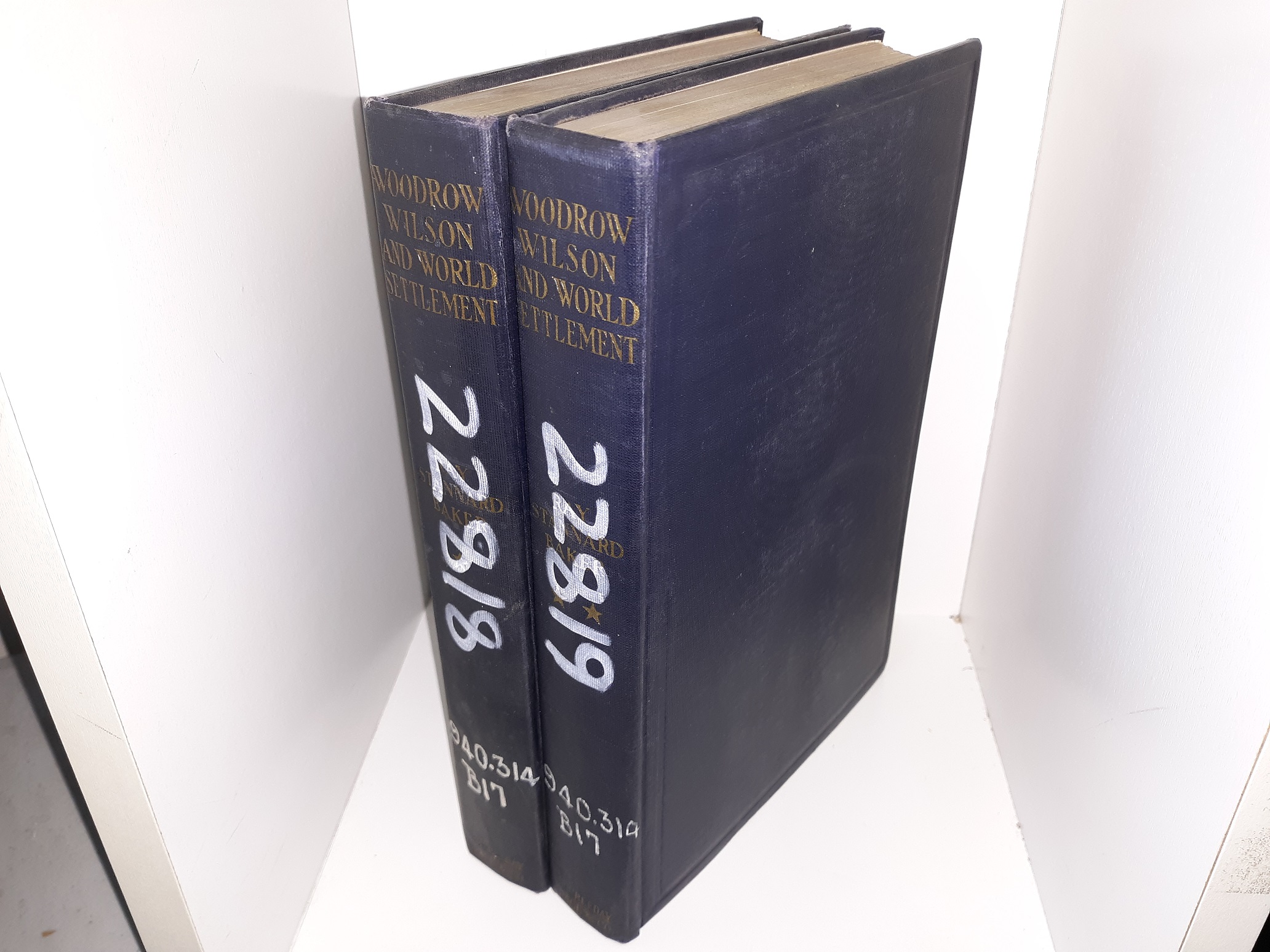 Woodrow Wilson and World Settlement Vols. 1 & 2 (Ex-Library) (1923) ~ by Ray Stannard Baker
