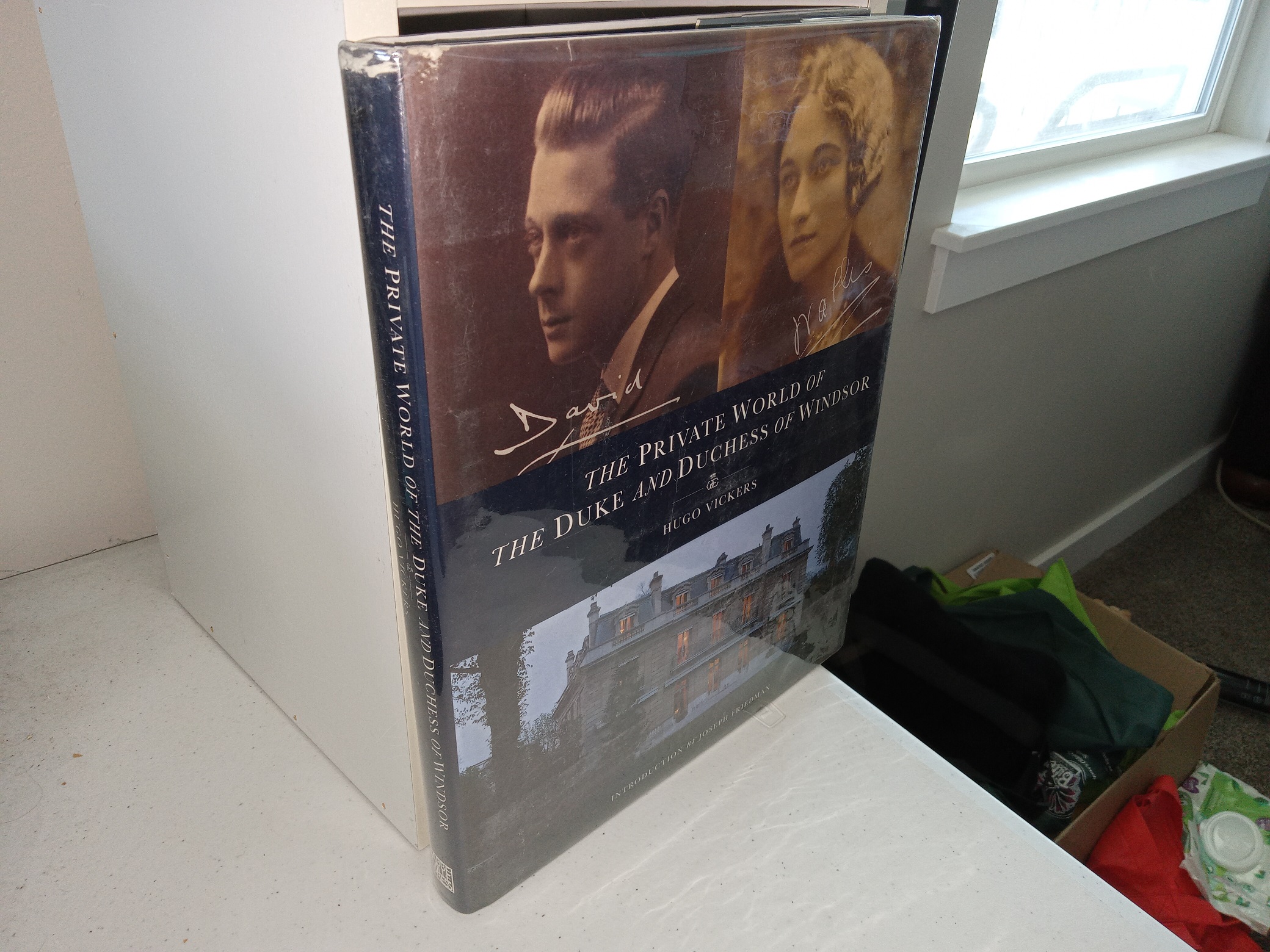 The Private World of The Duke and Duchess of Windsor (1995) ~ by Hugo Vickers