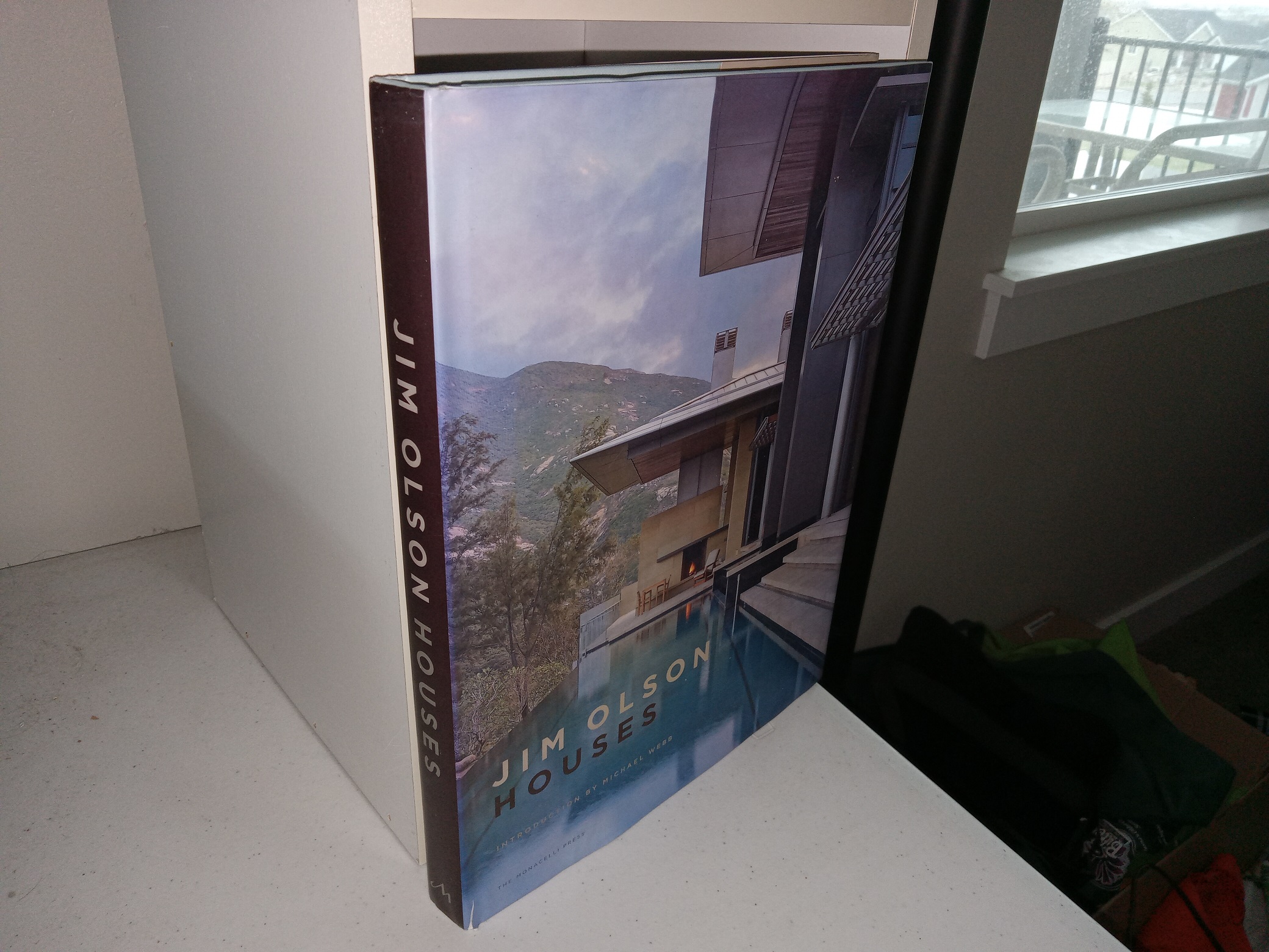 Jim Olson Houses (2009) ~ Introduction by Michael Webb