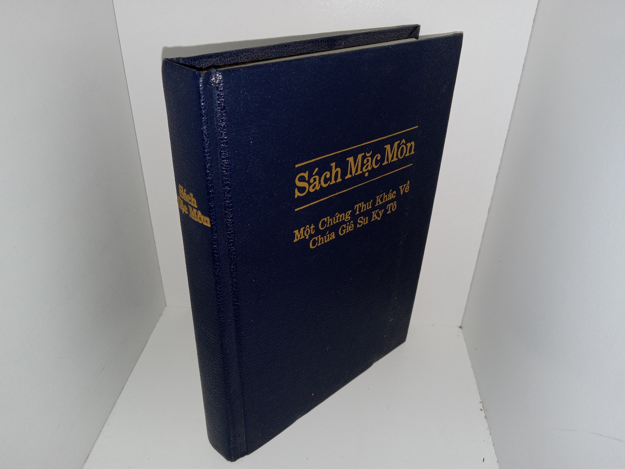 Vietnamese Book of Mormon (1982)
